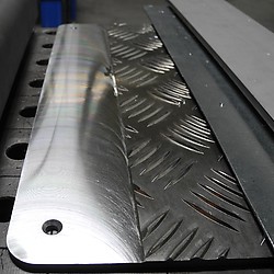 SMF-910 - машина для снятия фаски