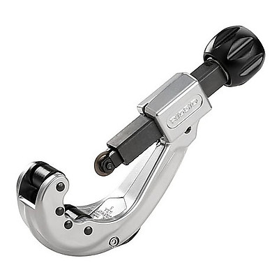 Ручной труборез Ridgid с закрытой подачей